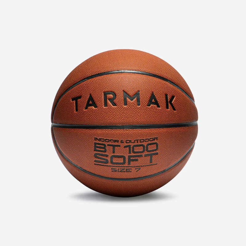 Ballon De Basket BT100 De Taille 7 Orange Pour Les Hommes à Partir De 13 Ans . 3 Ballon De Basket BT100 De Taille 7 Orange Pour Les Hommes à Partir De 13 Ans .