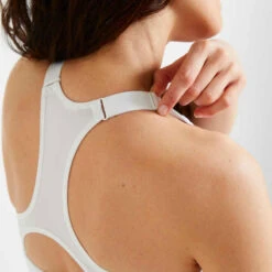 Brassière Fitness Maintien élevé 900 Blanche -ProSportif Boutique brassiere fitness cardio training femme imprime blanc et bleu 900 3