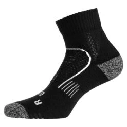 CHAUSSETTES DE SPORT MI-HAUTES ARTENGO RS 900 NOIR BLANC LOT DE 3 -ProSportif Boutique chaussettes de sport mi hautes artengo rs 900 noir blanc lot de 3 4