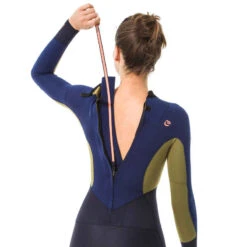 Combinaison SURF Femme Néoprène 3/2mm 500 Back Zip Bleu Marine -ProSportif Boutique combinaison integrale femme 3slash2 500 back zip 3