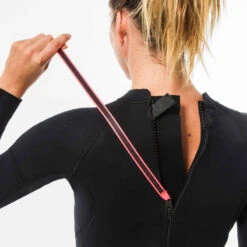 Combinaison SURF Femme Néoprène 4/3mm 100 Back Zip Noir -ProSportif Boutique combinaison surf 100 neoprene 4slash3 mm femme noir back zip 5