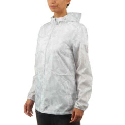 Quechua Veste Coupe Vent Et Déperlante De Randonnée - Raincut Full Zip - Femme 16 Quechua Veste Coupe Vent Et Déperlante De Randonnée - Raincut Full Zip - Femme -ProSportif Boutique coupe pluie de randonnee nature nh100 raincut full zip femme 3