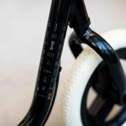 BTWIN DRAISIENNE ENFANT 10 POUCES RUNRIDE 500 NOIRE/BEIGE -ProSportif Boutique draisienne enfant 10 pouces runride 500 noireslashbeige 12