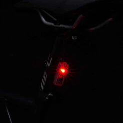 ECLAIRAGE VELO LED CL 100 ARRIÈRE USB -ProSportif Boutique eclairage velo led cl 100 arriere usb 4