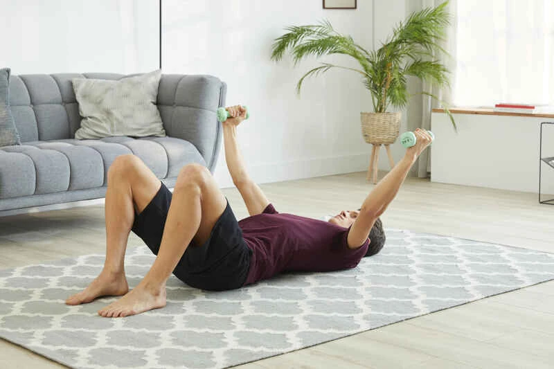 PAIRE D'HALTÈRES FITNESS 2*1 KG - VERT 6 PAIRE D'HALTÈRES FITNESS 2*1 KG - VERT – Image 4