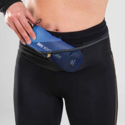 LEGGING DE TRAIL RUNNING 3/4 FEMME EMBOSS NOIR BRONZE 19 LEGGING DE TRAIL RUNNING 3/4 FEMME EMBOSS NOIR BRONZE -ProSportif Boutique legging de trail running 3slash4 femme emboss noir bronze 6