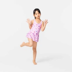 Maillot De Bain De Natation Fille 1 Pièce Vega Jupette Imprimé Rose -ProSportif Boutique maillot de bain de natation fille 1 piece vega jupette rose 4