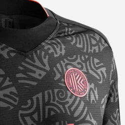 Kipsta MAILLOT DE FOOTBALL VIRALTO II MANCHES COURTES NOIR, GRIS & ROSE 20 Kipsta MAILLOT DE FOOTBALL VIRALTO II MANCHES COURTES NOIR, GRIS & ROSE -ProSportif Boutique maillot de football viralto ii manches courtes noir gris rose 4