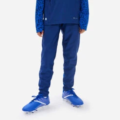 Kipsta Pantalon De Football VIRALTO JR Letters Marine Et Bleu. 12 Kipsta Pantalon De Football VIRALTO JR Letters Marine Et Bleu. -ProSportif Boutique pantalon de football viralto solo noir et jaune fluo 3