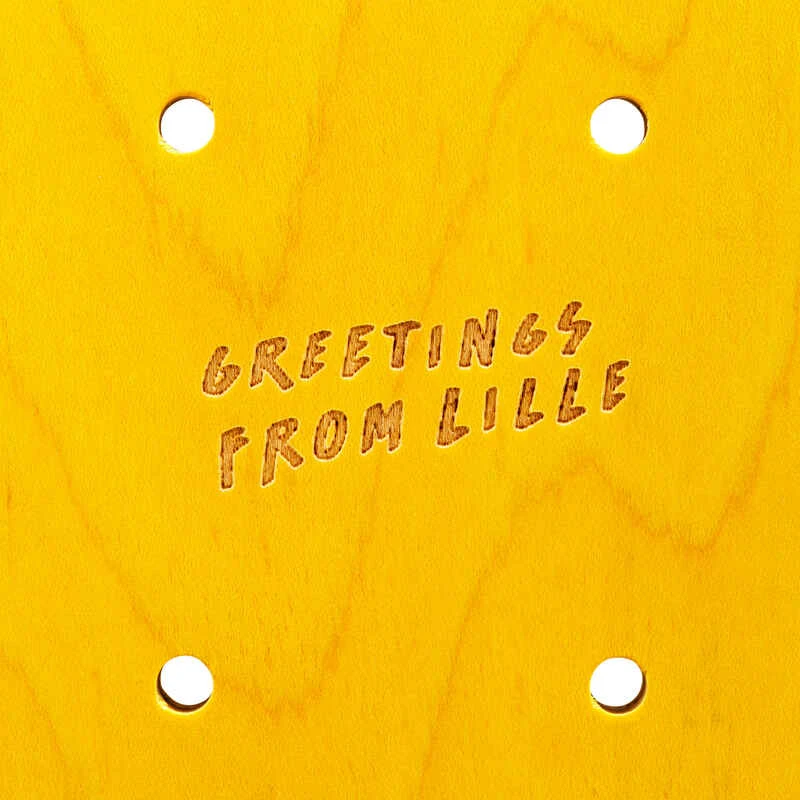 PLANCHE DE SKATE EN ERABLE DK120 GREETINGS TAILLE 8" COULEUR JAUNE. 10 PLANCHE DE SKATE EN ERABLE DK120 GREETINGS TAILLE 8" COULEUR JAUNE. – Image 8