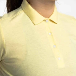 Polo De Golf Manches Courtes Femme MW500 Jaune Pale 16 Polo De Golf Manches Courtes Femme MW500 Jaune Pale -ProSportif Boutique polo de golf femme blanc 3