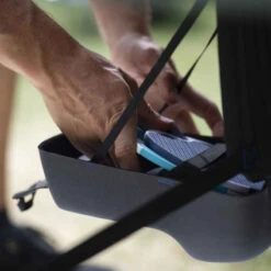 PORTE RAQUETTES AMOVIBLE POUR TABLE DE PING PONG NOIRE -ProSportif Boutique porte raquettes amovible pour table de ping pong noire 4