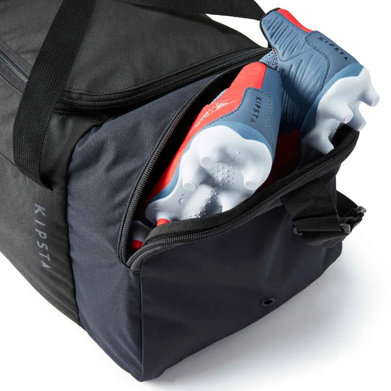 Kipsta Sac Sport 35L - ESSENTIAL Noir 5 Kipsta Sac Sport 35L - ESSENTIAL Noir – Image 3