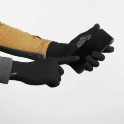 Sous-gants Sans Couture De Trekking Montagne - MT500 Noir - Adulte -ProSportif Boutique sous gants tactiles de trekking montagne trek 500 gris unisexe 2