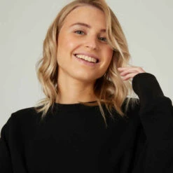 Sweat Crop Fitness Femme - 520 Noir -ProSportif Boutique sweat 520 crop col rond avec lien de serrage majorite coton fitness noir 4