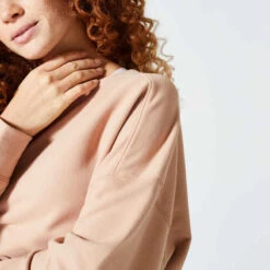 Sweat Loose Fitness Femme - 120 Beige Poudré 12 Sweat Loose Fitness Femme - 120 Beige Poudré -ProSportif Boutique sweat shirt long col rond femme large 120 raisin 2