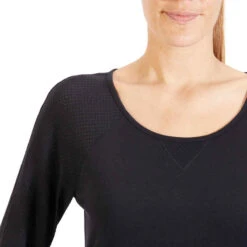 T-Shirt 900 Manches Longues Gym & Pilates Femme Noir 24 T-Shirt 900 Manches Longues Gym & Pilates Femme Noir -ProSportif Boutique t shirt 900 manches longues gym pilates femme kaki 7