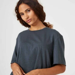 T-shirt Crop Top Fitness Femme - 520 Gris Abysses -ProSportif Boutique t shirt crop top fitness femme 520 gris abysses 3