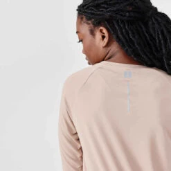 Kalenji T-shirt Manches Longues Running Anti-UV Femme - Sum Protect Long Beige -ProSportif Boutique t shirt manches longues jogging femme run sun protect long noir 3