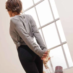 T-SHIRT MANCHES LONGUES YOGA DOUX COTON ISSU DE L'AGRICULTURE BIOLOGIQUE GRIS -ProSportif Boutique t shirt manches longues yoga doux coton issu de l agriculture biologique prune 6