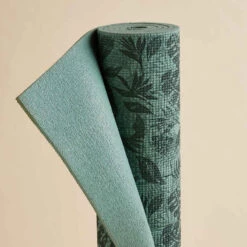 TAPIS YOGA DOUX CONFORT 173CM X 61CM X8 MM FEUILLE VERT -ProSportif Boutique tapis yoga doux confort 8 mm imprime bleu jungle 3