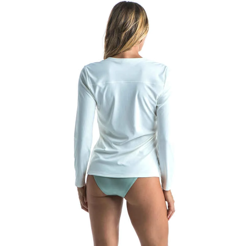 TEE SHIRT ANTI UV FEMME MANCHES LONGUES SURF MALOU GREIGE (SANS TEINTURE) 4 TEE SHIRT ANTI UV FEMME MANCHES LONGUES SURF MALOU GREIGE (SANS TEINTURE) â Image 2