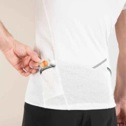 TEE SHIRT DE TRAIL RUNNING MANCHES COURTES ZIP HOMME BLANC -ProSportif Boutique tee shirt manches courtes trail running noir homme 5