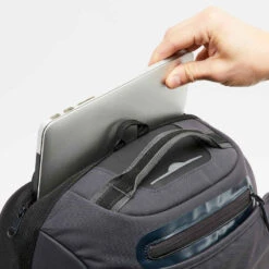 Kipsta Valise 30L - URBAN Noire 25 Kipsta Valise 30L - URBAN Noire -ProSportif Boutique valise intensif 30 litres bleue nuit 8