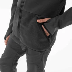 Quechua VESTE POLAIRE DE RANDONNEE - MH500 NOIRE GRISE - ENFANT 7-15 ANS -ProSportif Boutique veste polaire de randonnee mh500 noire grise enfant 7 15 ans 7